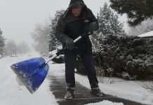 Из-за сильных морозов грабители требуют у жертв пуховики