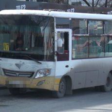 В Шымкенте из автобуса выпали пассажиры