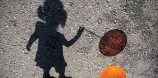 Факты ненадлежащего ухода за детьми выявлены в Туркестанской области Домогательство к ребенку