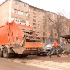 Шымкентцы годами не платят за вывоз мусора Вывоз мусора