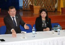 Депутаты Шымкента пошли в народ: встреча прошла плодотворно