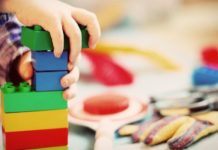 Учителям и воспитателям хотят дать одинаковый отпуск — 56 календарных дней