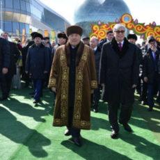 Назарбаев и Токаев поздравили казахстанцев с Наурызом