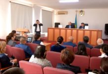 При приеме на работу требуйте заключения трудового договора Специалисты регионального профсоюзного объединения разъясняют жителям Толебийского района их права при устройстве на работу