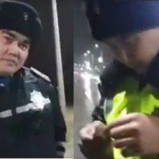 Полицейских наказали за требование аптечки у мотоциклиста в Туркестанской области