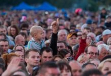 Как россияне восприняли новость об отставке Назарбаева россияне