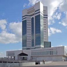Нурсултан Назарбаев провел встречу с Послом КНР в РК Чжан Сяо