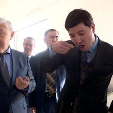 Сладкая жизнь Даната Жумина: он первым продегустировал маисовый сироп