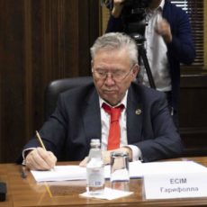 Кандидат в президенты Садыбек Тугел показал высокий уровень владения языком и культурой речи