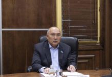 Кандидат в Президенты Амангельди Таспихов свободно владеет госязыком