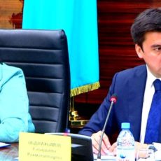 Аким Шымкента Габидулла Абдрахимов своим подчиненным: «Отвечайте по делу»