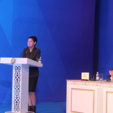 Вице-министр Гульшара Абдыкаликова встретилась с многодетными семьями Шымкента