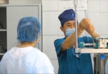 Врачи сохранили почку жителю Шымкента Врачи. Хирургия