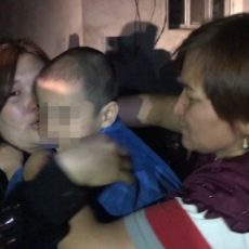 В Туркестанской области полицейские вернули родителям пропавшего ребенка В Туркестанской области полицейские вернули родителям пропавшего ребенка