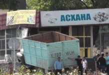 В Шымкенте грузовик «ГАЗ-53» влетел в кафе