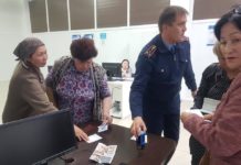 В ЦОНах Шымкента у миграции комфортные условия труда: обед длиннее, рабочий день короче