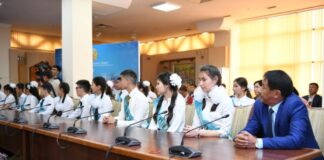 Туркестанские школьники завоевали 14 золотых, 25 серебряных и 42 бронзовых медалей