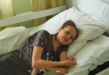 Александру Песецкую перевели в платную клинику Александра Песецкая