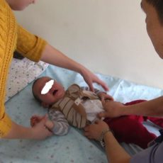 В Шымкенте врачи спасли трехлетнюю малышку, которая выпила бензин