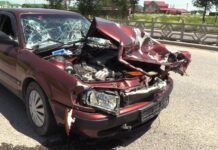 В Шымкенте автомобиль «Аudi» столкнулся со «Слоном» В Шымкенте автомобиль ""Аudi" столкнулся со "Слоном"