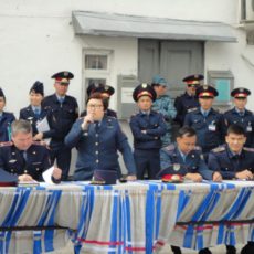 В женской колонии Шымкента выступила группа «Браво»