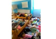 В детсаду малыши спят на полу — стало известно, где снято видео детский сад в Бишкеке