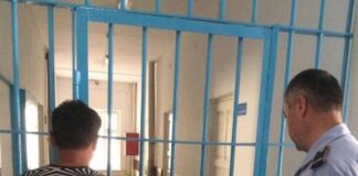 В Шымкенте отпустили 14 человек, задержанных за участие в беспорядках Задержанный в СИЗО