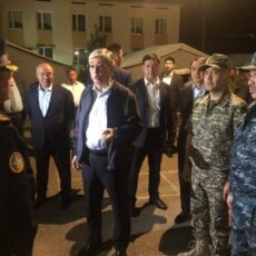 Глава государства побывал в Арыси и пообщался с эвакуированными жителями Глава государства провел заседание оперативного штаба по ситуации в Арыси