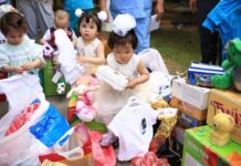 Городские прокуроры исполнили желания малюток