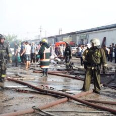В ДЧС Шымкента прокомментировали крупный пожар в магазине ковровых изделий Пожар в магазине ковровых изделий