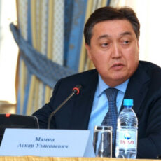 В Казахстане планируется решить проблему трехсменных школ