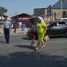 Обматерившего полицейского в прямом эфире арестовали в Туркестане