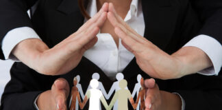 Государственным служащим усилят социальный пакет