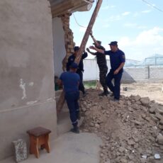 Альпинистское снаряжение использовали спасатели Шымкента в Арыси