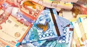 Почти 200 миллиардов тенге было отправлено в Казахстан из России и Южной Кореи