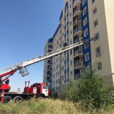 Тлеющий матрац испугал жителей многоэтажки в Нурсате