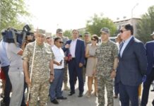 Мамин в первую очередь посетил воинскую часть Арыси Премьер-министр Аскар Мамин посетил в/ч 44859