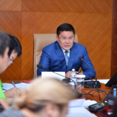Аким Шымкента поручил усилить работу акимов районов