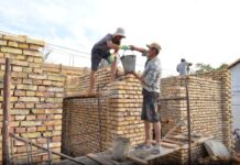 К 1 сентября в Туркестанской области двери распахнут 16 новых школ