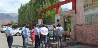 Советник акима Туркестанской области Сакен Калмаханов назвал причину инцидента в лагере «Сункар»