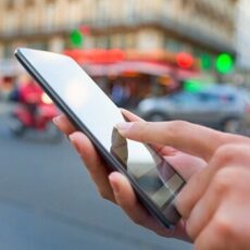 Поиск работы и данные о выплатах теперь доступны через смартфон