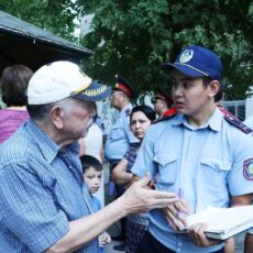 В Шымкенте оштрафовали 169 человек за торговлю в неустановленном месте