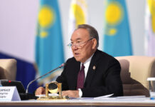 Мажилис лишил Елбасы ряда полномочий