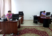 В Шымкенте партийцы отказались от парадных костюмов, а судьи от служебных авто