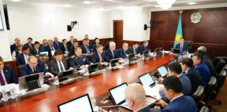 Мамин поручил к 7 сентября разработать проект по реализации Послания Президента РК