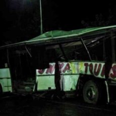 За нарушения при переезде ж/д путей хотят наказывать жестче в Казахстане ДТП с поездом на перегоне "Алматы - Шамалган"
