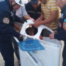 Спасатели Шымкента вытащили мальчика из стиральной машины ноги мальчика застряли в барабане