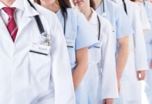 В РК выявили рекламу услуг иностранных специалистов, не имеющих разрешительные документы