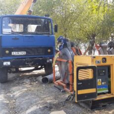 В Шымкенте идет обновление водопроводных труб по улице Жибек жолы
