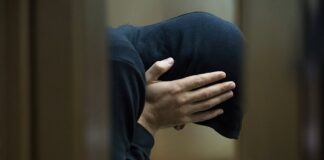 Задержание казахстанцев в Норвегии: в МИД рассказали подробности инцидента мужчина